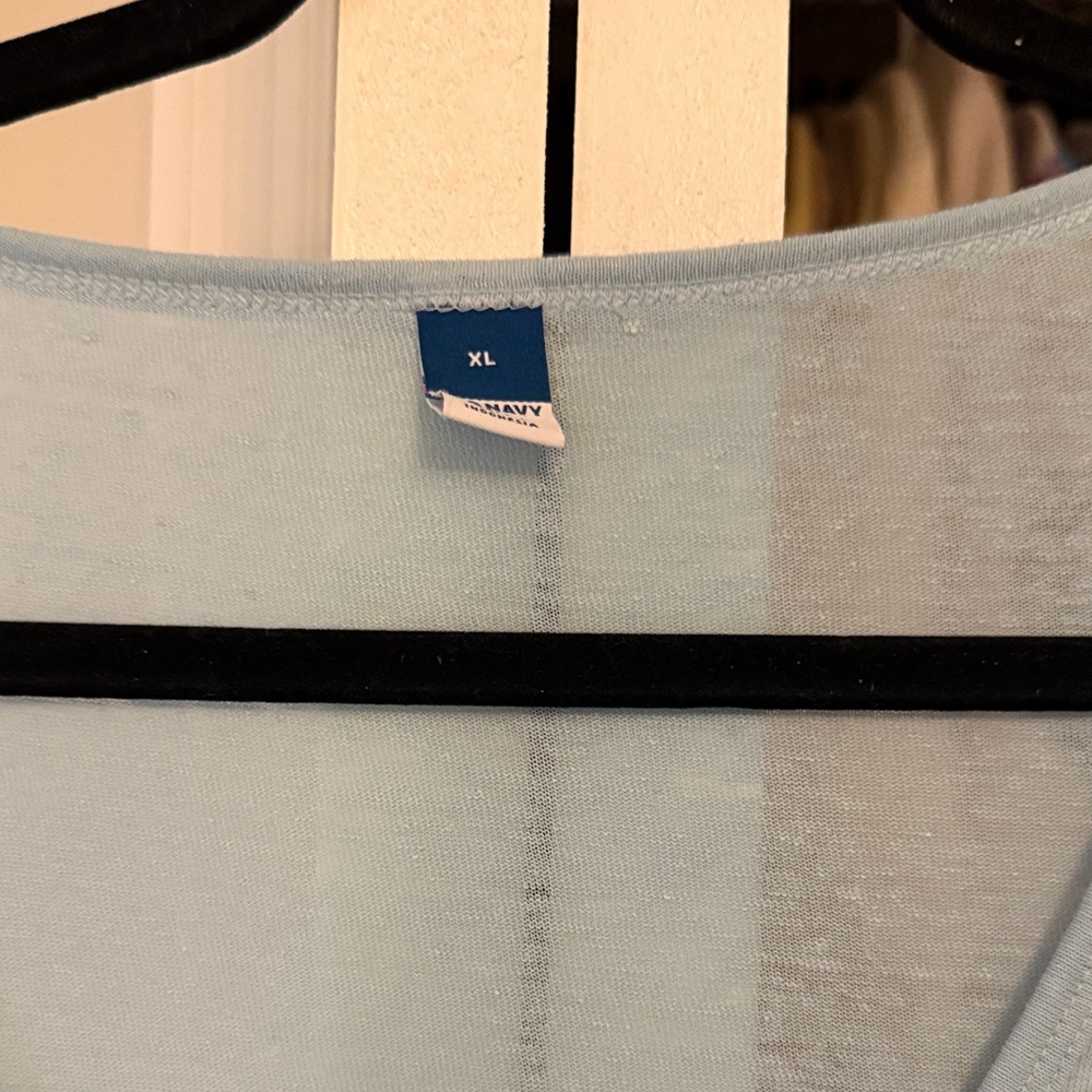 Old Navy Light Blue Short Sleeve Top - Picture 2 of 3